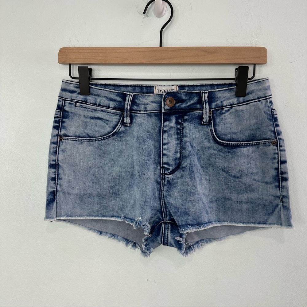 Twelve By OnTwelfth Acid Wash Denim Shorts Size 26